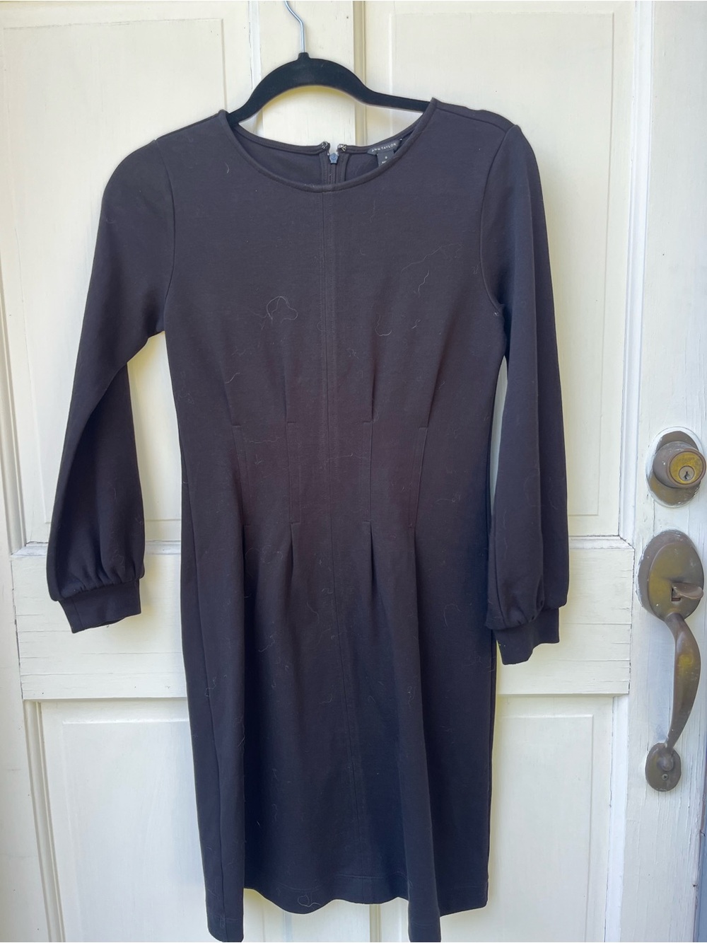 Ann Taylor Black Crewneck Long Sleeve Dress